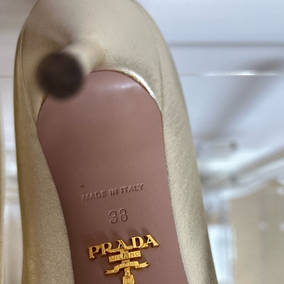 Champagne Gold Prada Leather Pumps - Picture 2 of 7
